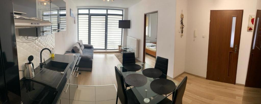 Apartament Nad Baltykiem Kolobrzeg Luaran gambar